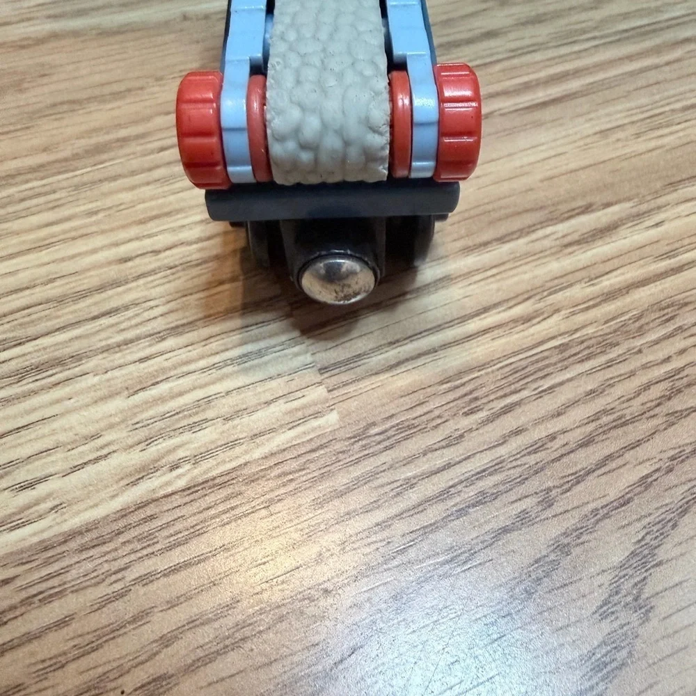 Thomas & Friends Wooden Rock Crusher Conveyor Belt Car Toy Cake Topper